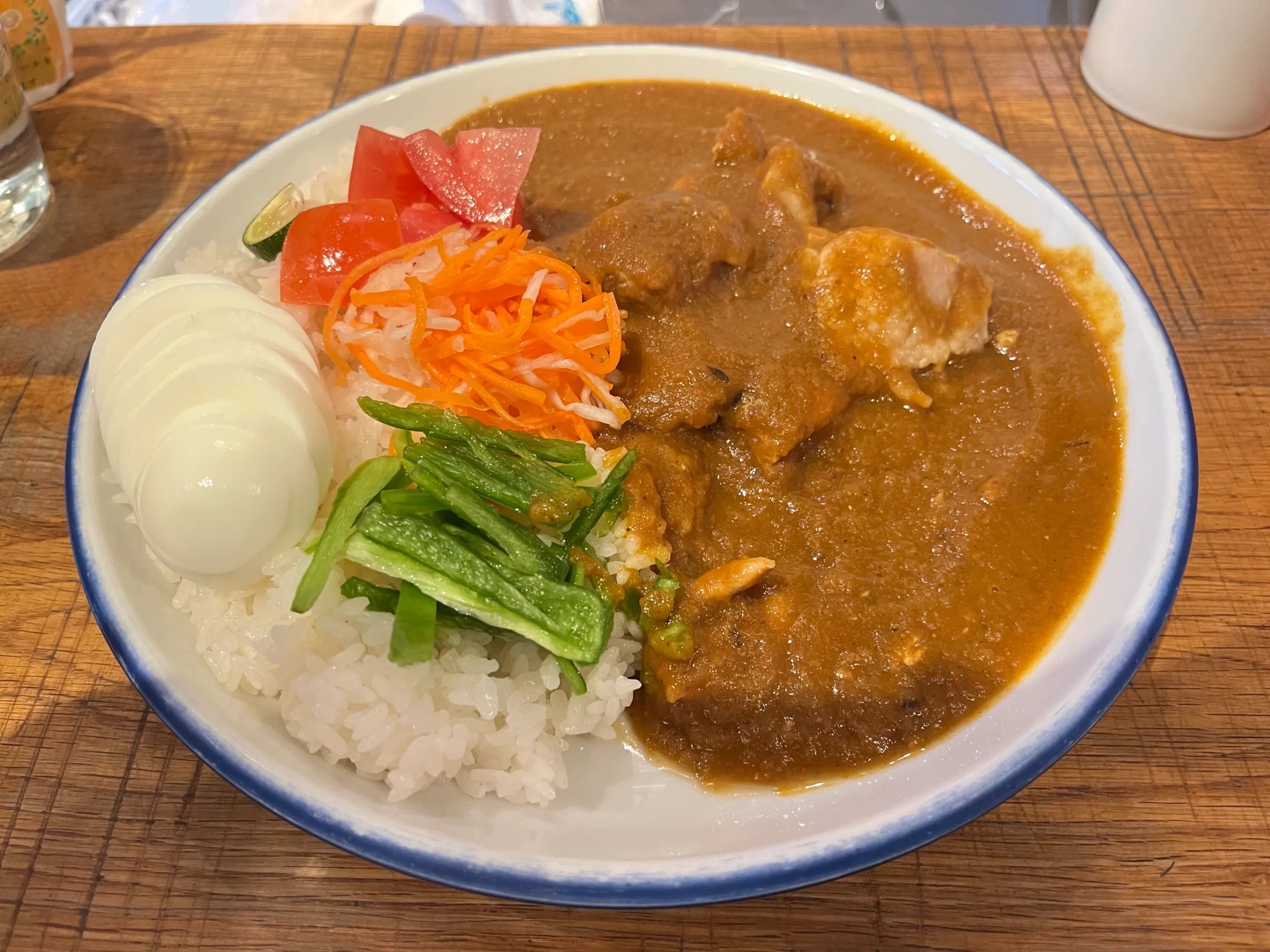 TOKYO SPICE ななCURRY 青山　チキンのカレー